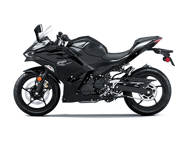 NINJA 500 * FINNS I BUTIK*