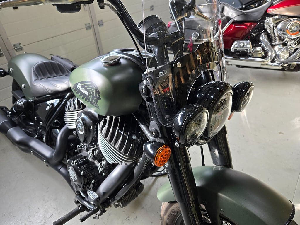 CHIEF BOBBER DARK HORSE